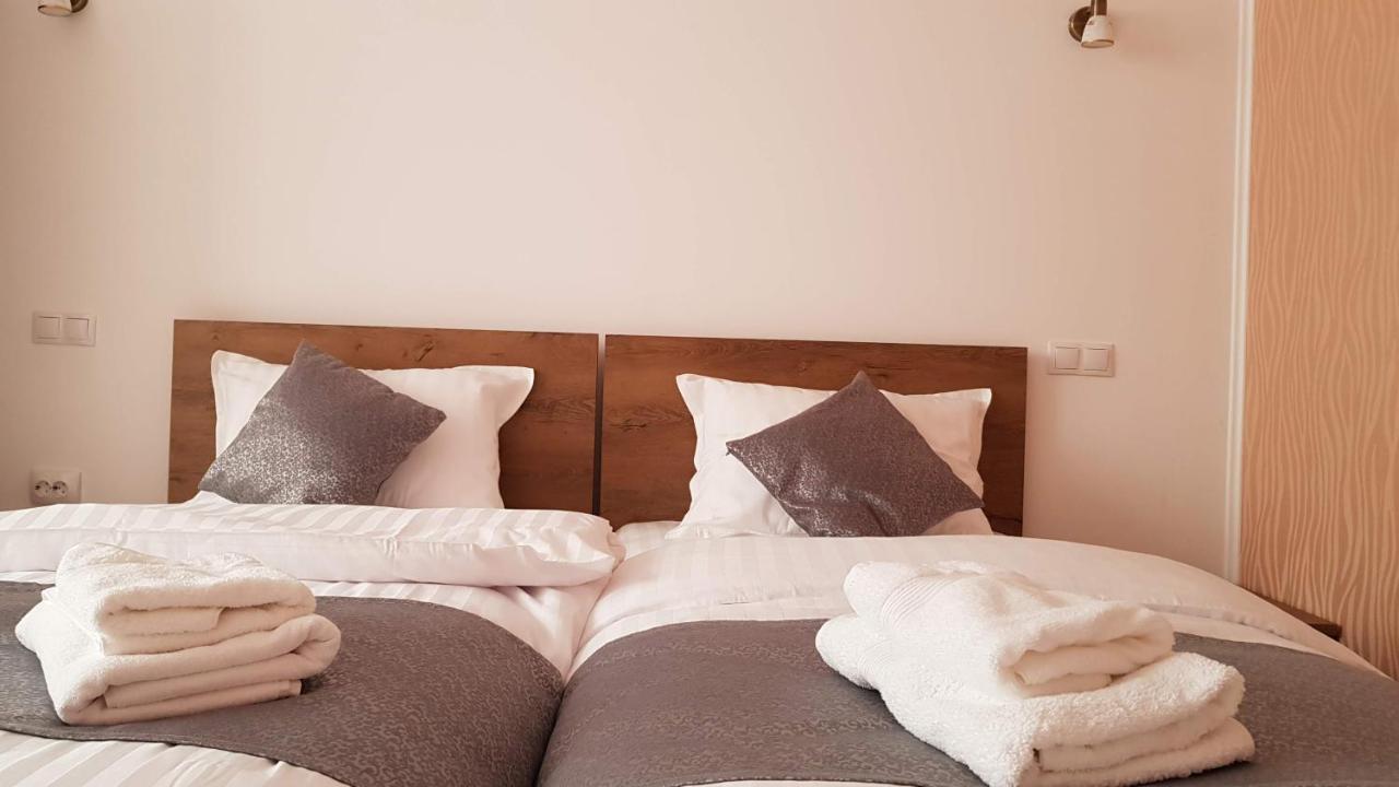 ホテル Resting House ブラショフ エクステリア 写真